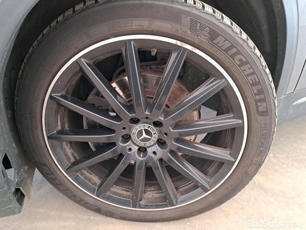  Mercedes  GLA MERCEDES-BENZ  / 2020 / 5P / SUV 2.0  220D AMG LINE 4MATIC DCT #3