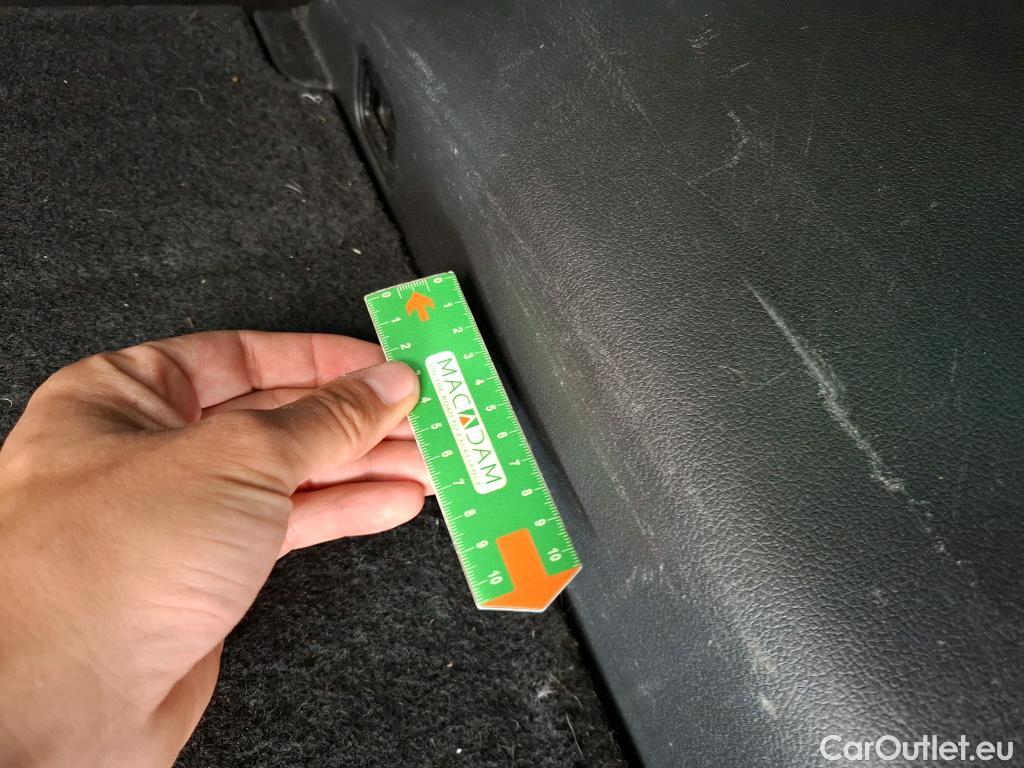  Hyundai  Tucson HYUNDAI  / 2018 / 5P / SUV 1.6 CRDI 115 HYBRID 48V CREATIVE #27