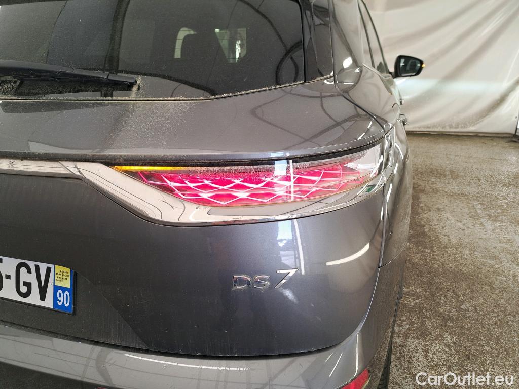  DS  DS7 DS DS 7 Crossback / 2017 / 5P / SUV BlueHDi 130 Auto Executive #3