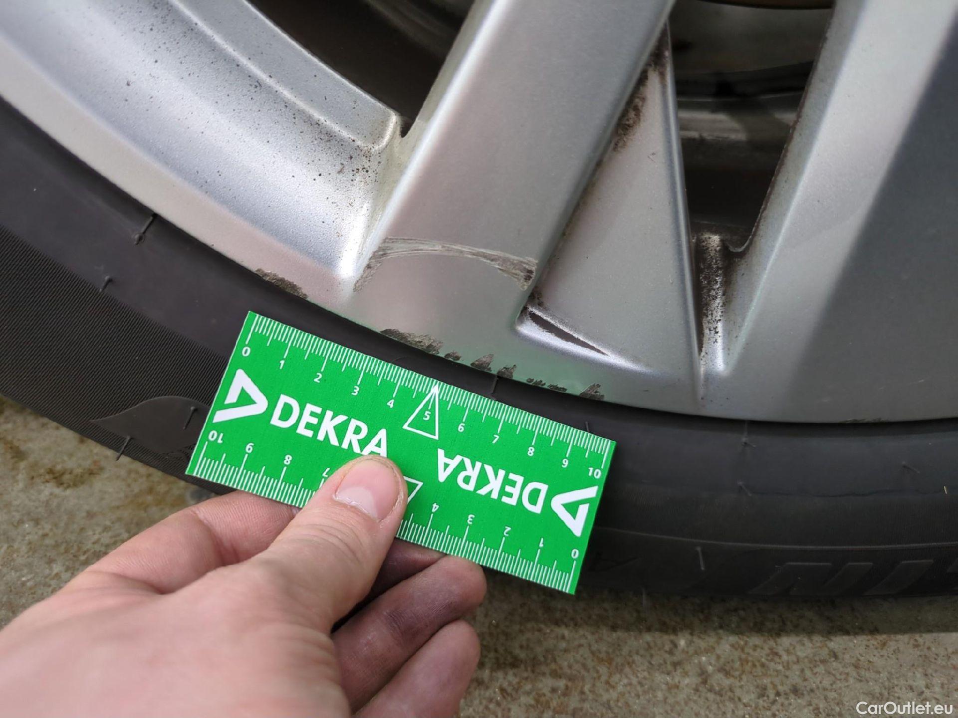  Peugeot  3008  Active Business 1.2 PureTech 130CV BVA8 E6d #7