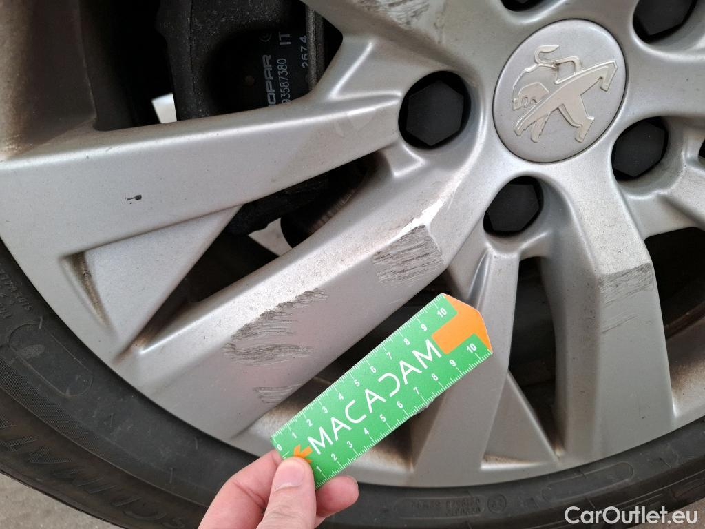  Peugeot  3008  Active Business 1.5 HDi 130CV BVA8 E6d #7