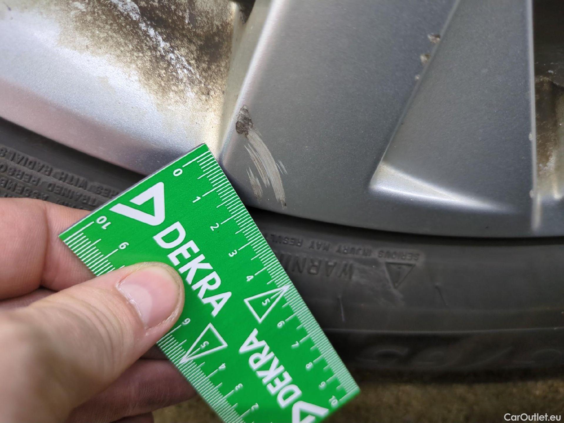  Peugeot  3008  Active Business 1.2 PureTech 130CV BVA8 E6d #28