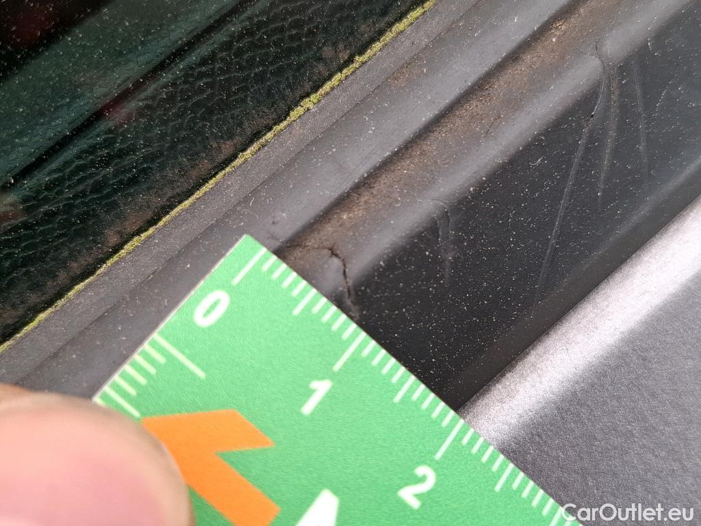  Peugeot  3008  Active Pack 1.5 HDi 130CV BVA8 E6d #13