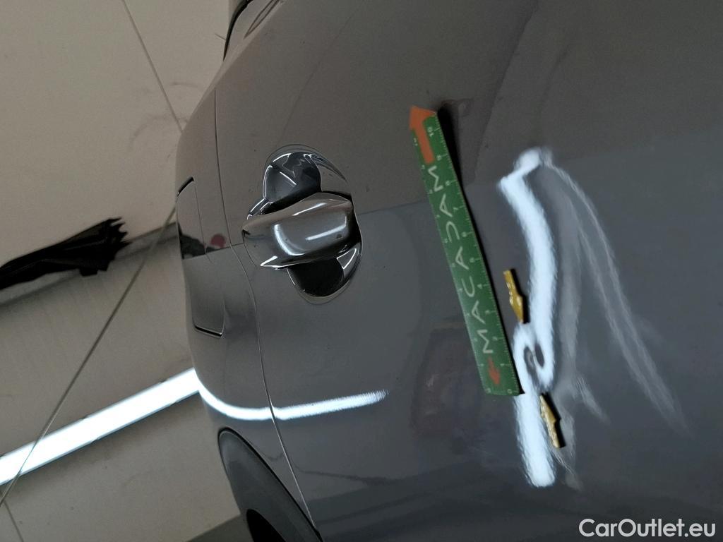  Peugeot  3008  Active Pack 1.5 HDi 130CV BVA8 E6d #8