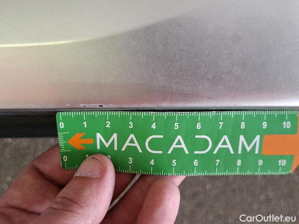  Peugeot  2008  Active Pack 1.5 HDi 110CV BVM6 E6d #51