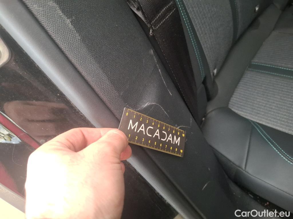  Peugeot  3008  Allure Pack 1.5 HDi 130CV BVA8 E6d #34