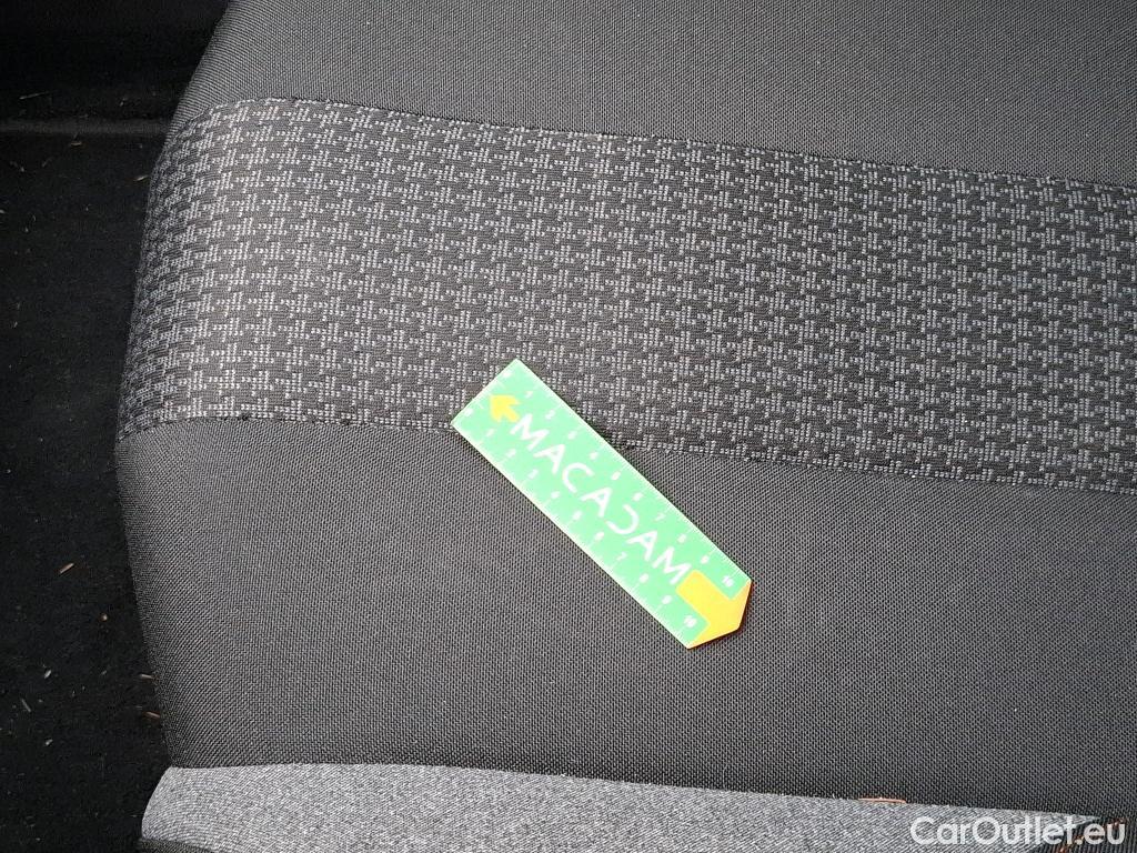  Peugeot  3008  Active Pack 1.5 HDi 130CV BVA8 E6d #16