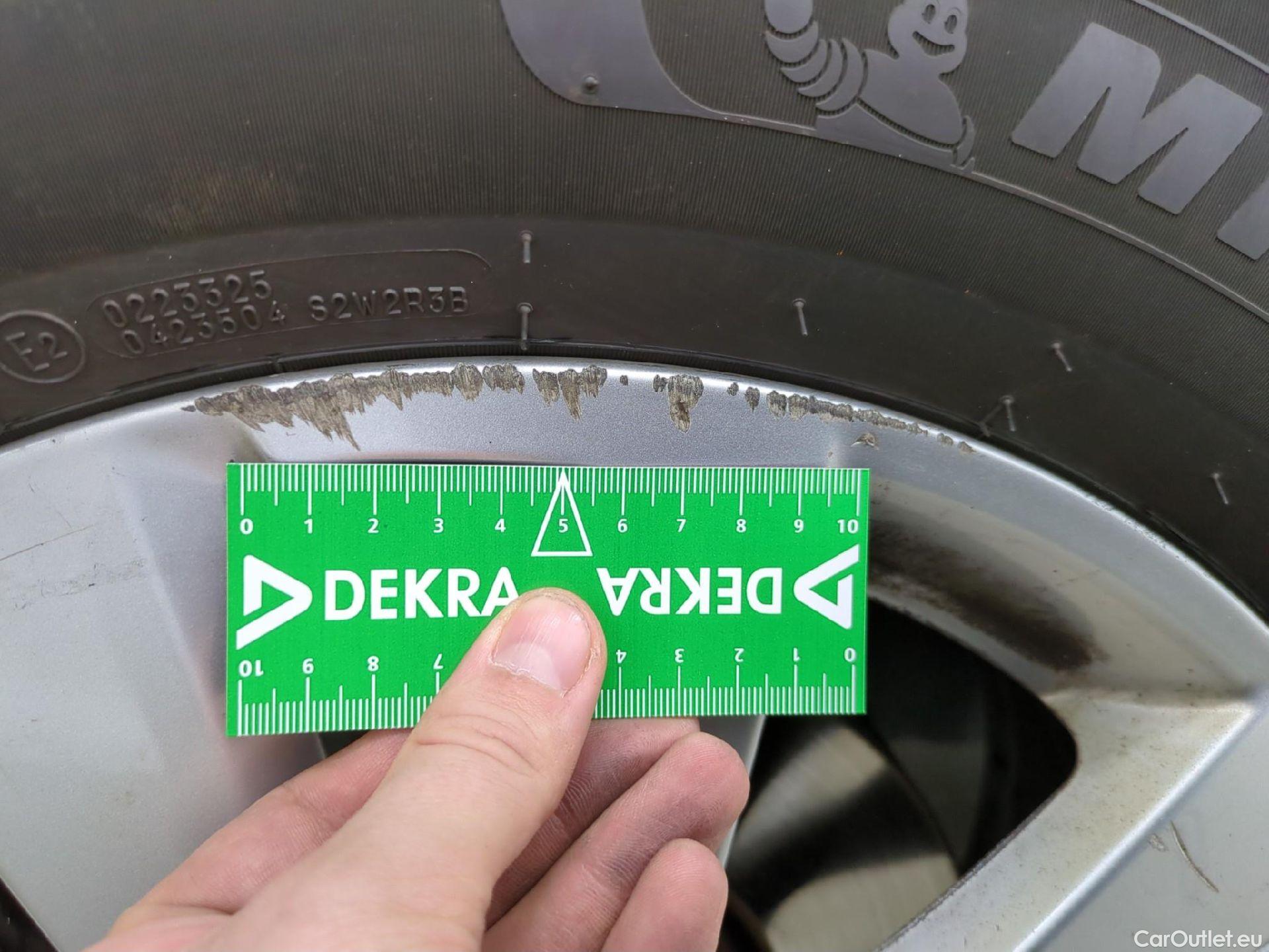  Peugeot  3008  Active Business 1.2 PureTech 130CV BVA8 E6d #13