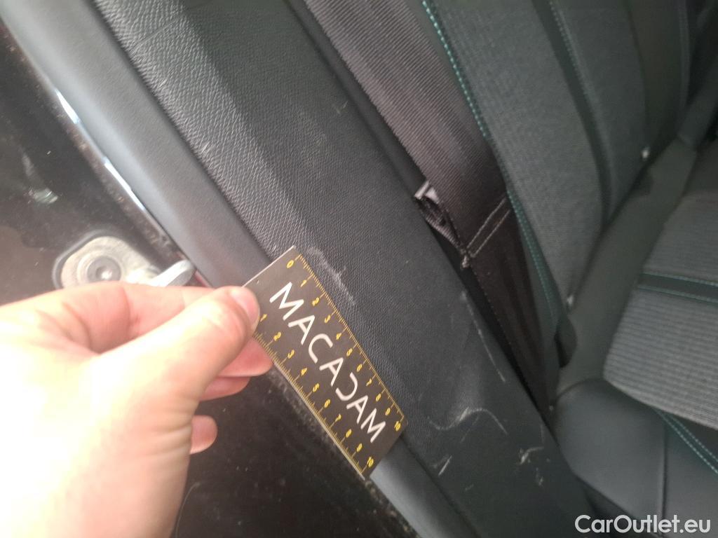  Peugeot  3008  Allure Pack 1.5 HDi 130CV BVA8 E6d #33