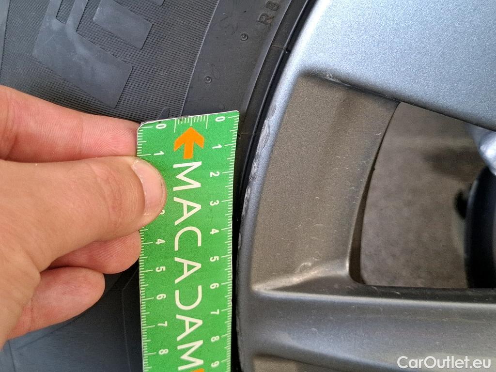  Peugeot  2008  Active Pack 1.5 HDi 110CV BVM6 E6d #76