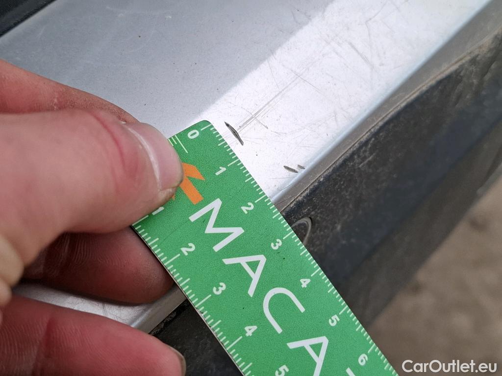  Peugeot  2008  Allure 1.5 HDi 130CV BVA8 E6d #33