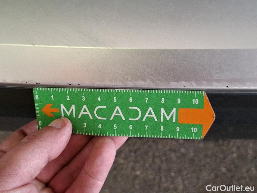  Peugeot  2008  Active Pack 1.5 HDi 110CV BVM6 E6d #49