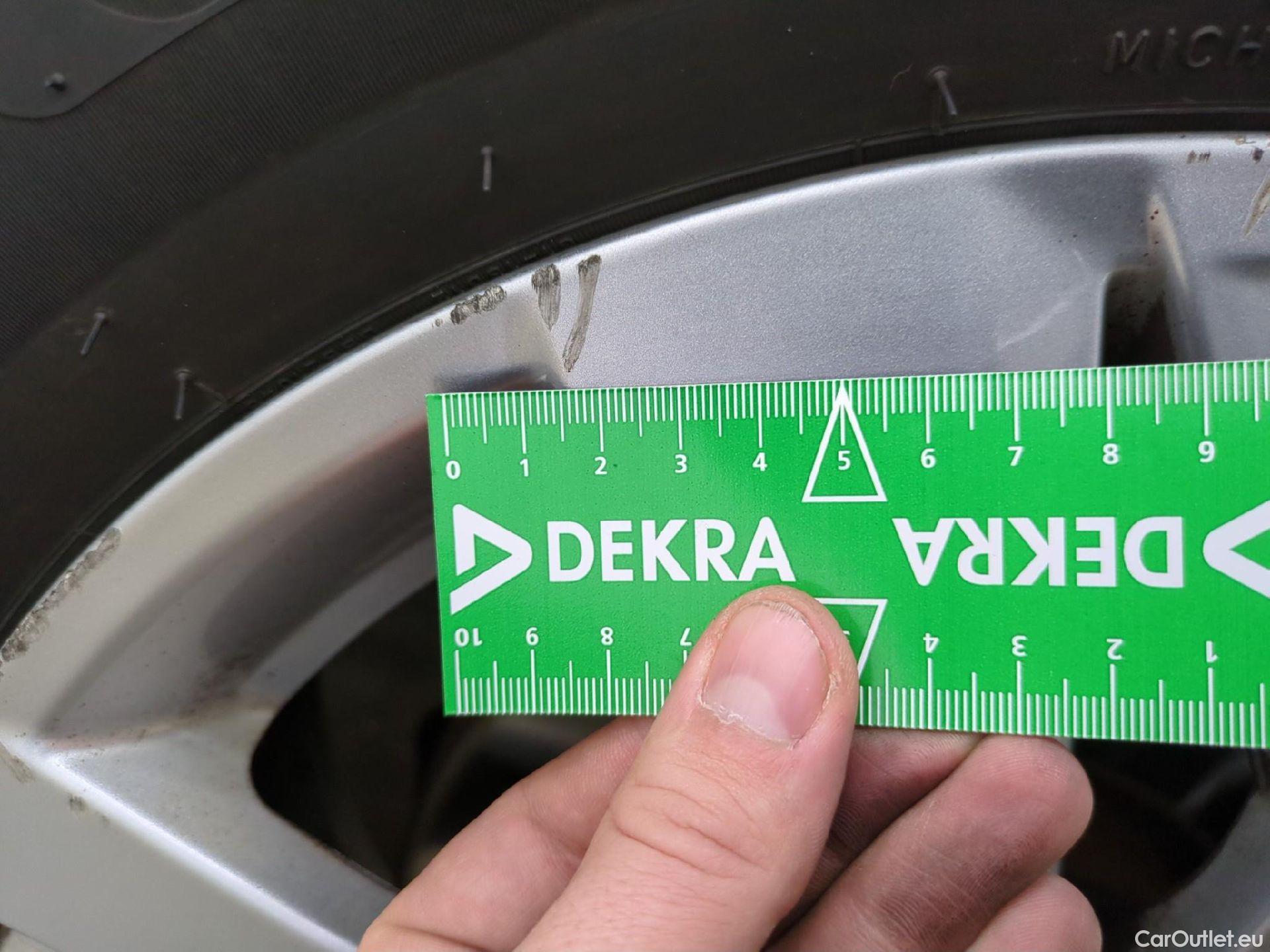  Peugeot  3008  Active Business 1.2 PureTech 130CV BVA8 E6d #9