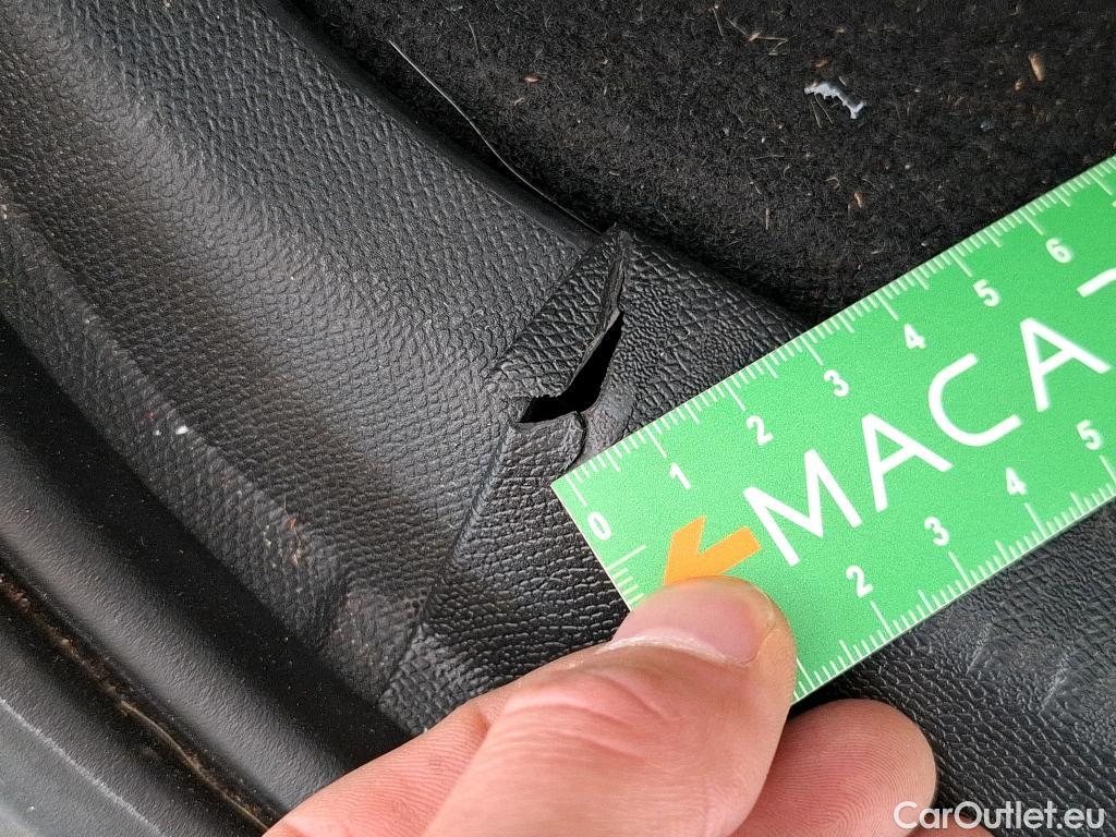  Peugeot  3008  Active Pack 1.5 HDi 130CV BVA8 E6d #4