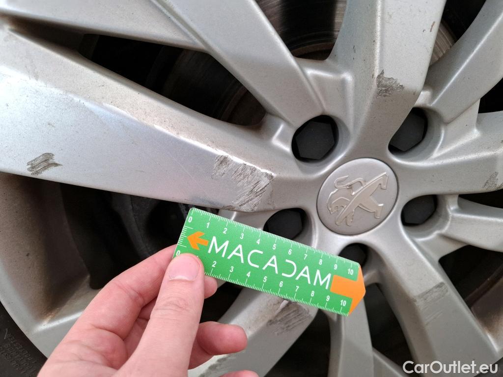  Peugeot  3008  Active Business 1.5 HDi 130CV BVA8 E6d #9