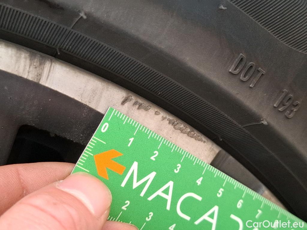  Peugeot  3008  Allure 1.5 HDi 130CV BVA8 E6d #25