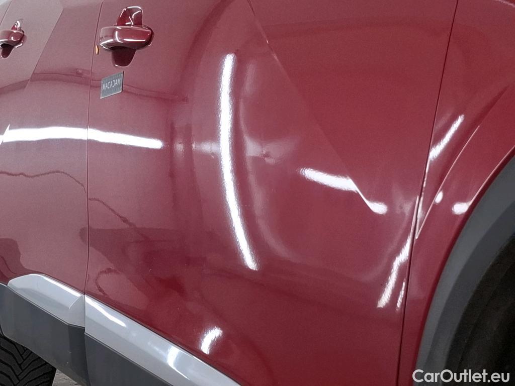  Peugeot  2008  Allure Pack 1.5 HDi 110CV BVM6 E6d #33