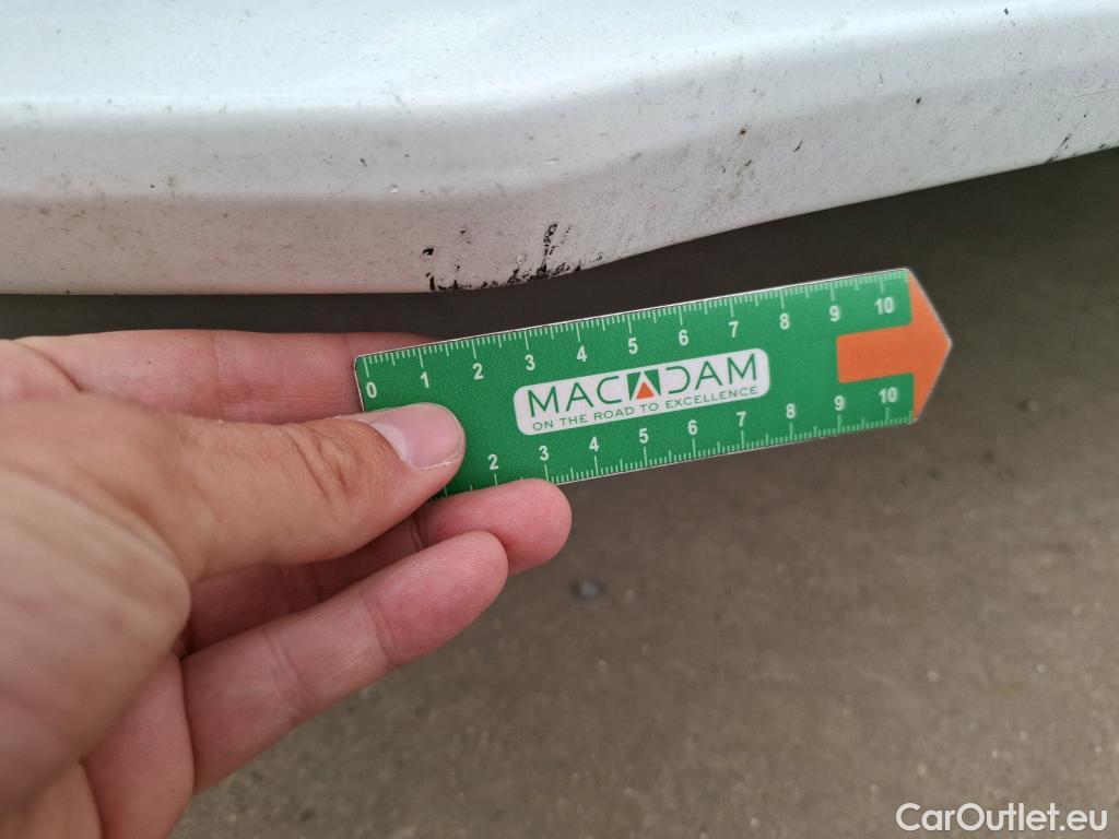  Peugeot  208 PEUGEOT  / 2015 / 5P / Berline &BLUEHDI 100 S&S ALLURE BUSINESS #12