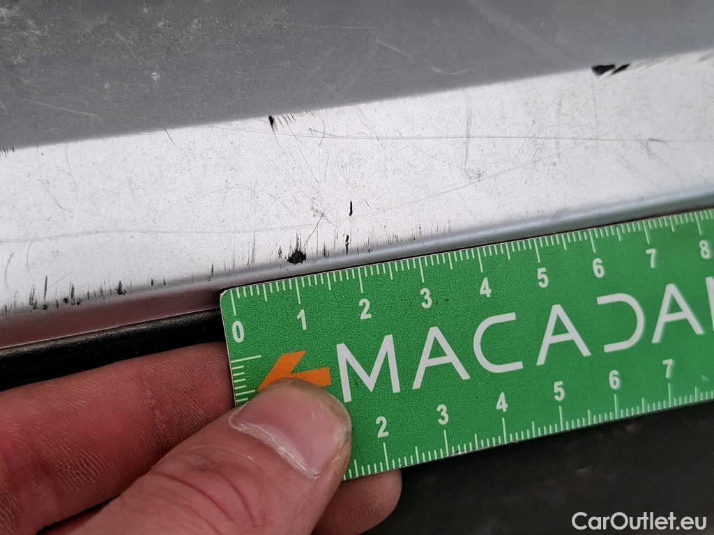  Peugeot  2008  Allure 1.5 HDi 130CV BVA8 E6d #31