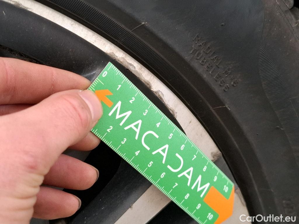  Peugeot  3008  Allure 1.5 HDi 130CV BVA8 E6d #19