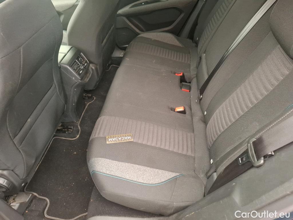  Peugeot  3008  II Style 1.5 HDi 130CV BVA8 E6d #25