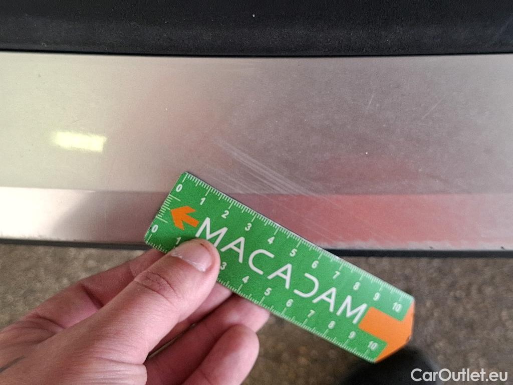  Peugeot  2008  Active Pack 1.5 HDi 110CV BVM6 E6d #47