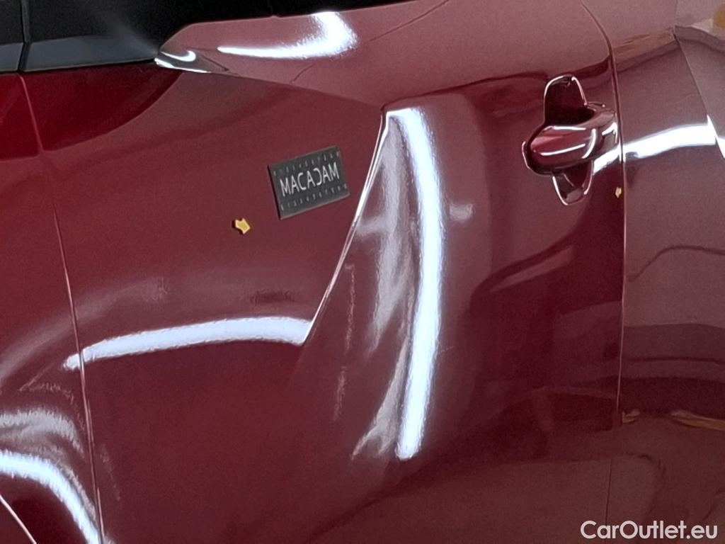  Peugeot  2008  Allure Pack 1.5 HDi 110CV BVM6 E6d #25