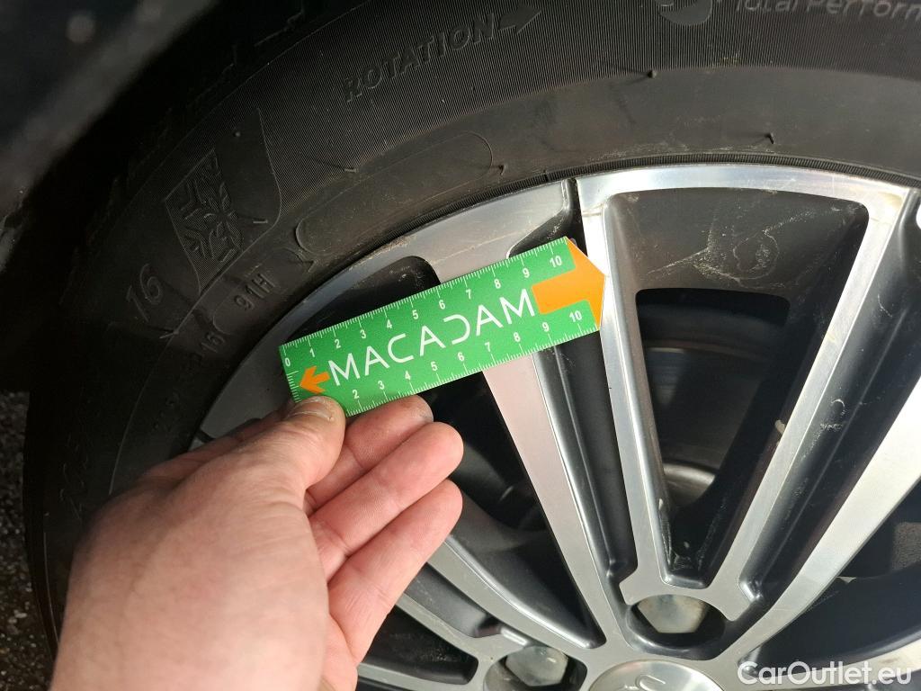  Peugeot  308  SW Allure Business 1.5 HDi 130CV BVA8 E6d #19