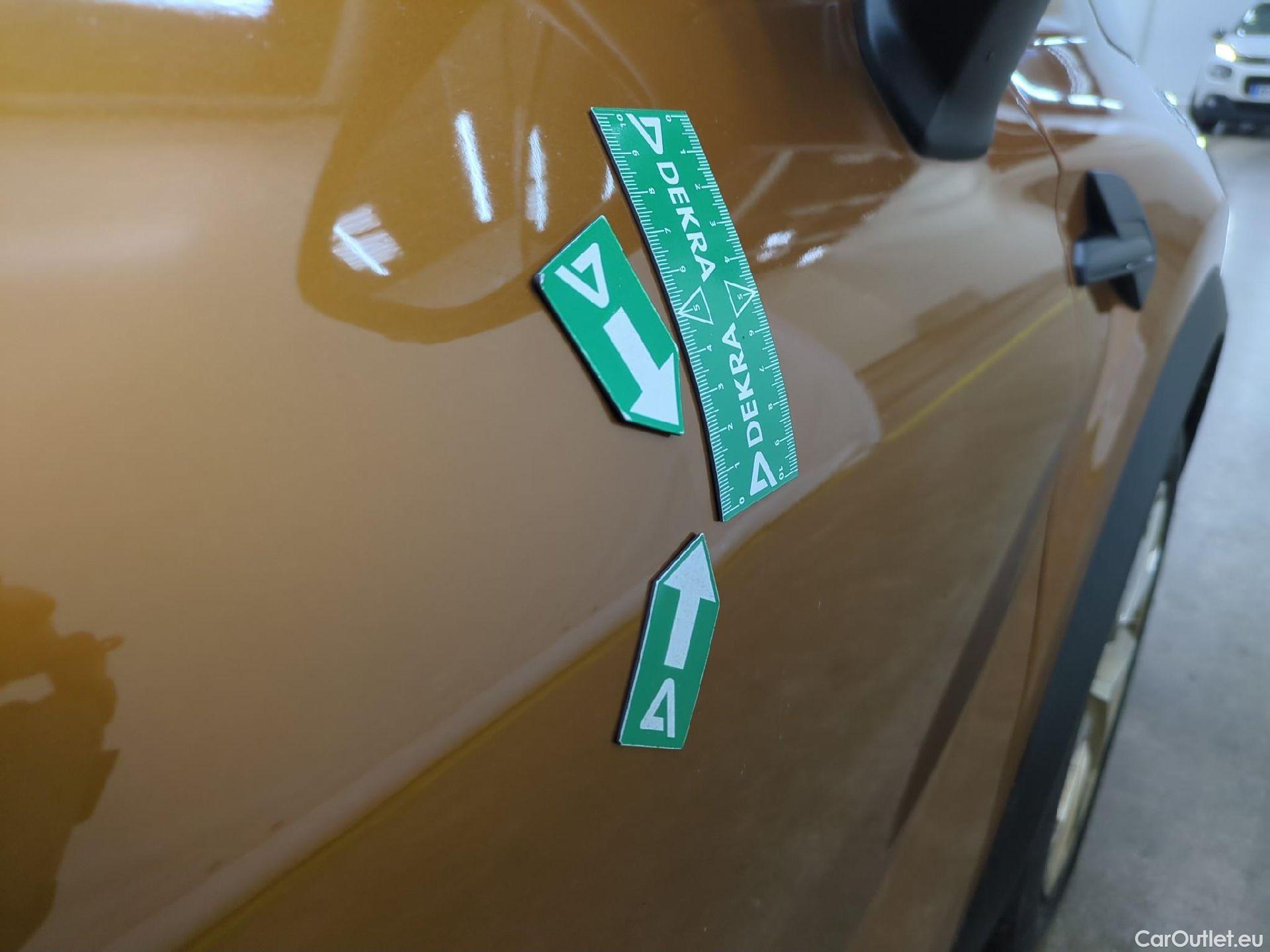  Renault  Captur  II Business 1.0 TCe 100CV BVM5 E6dT #37