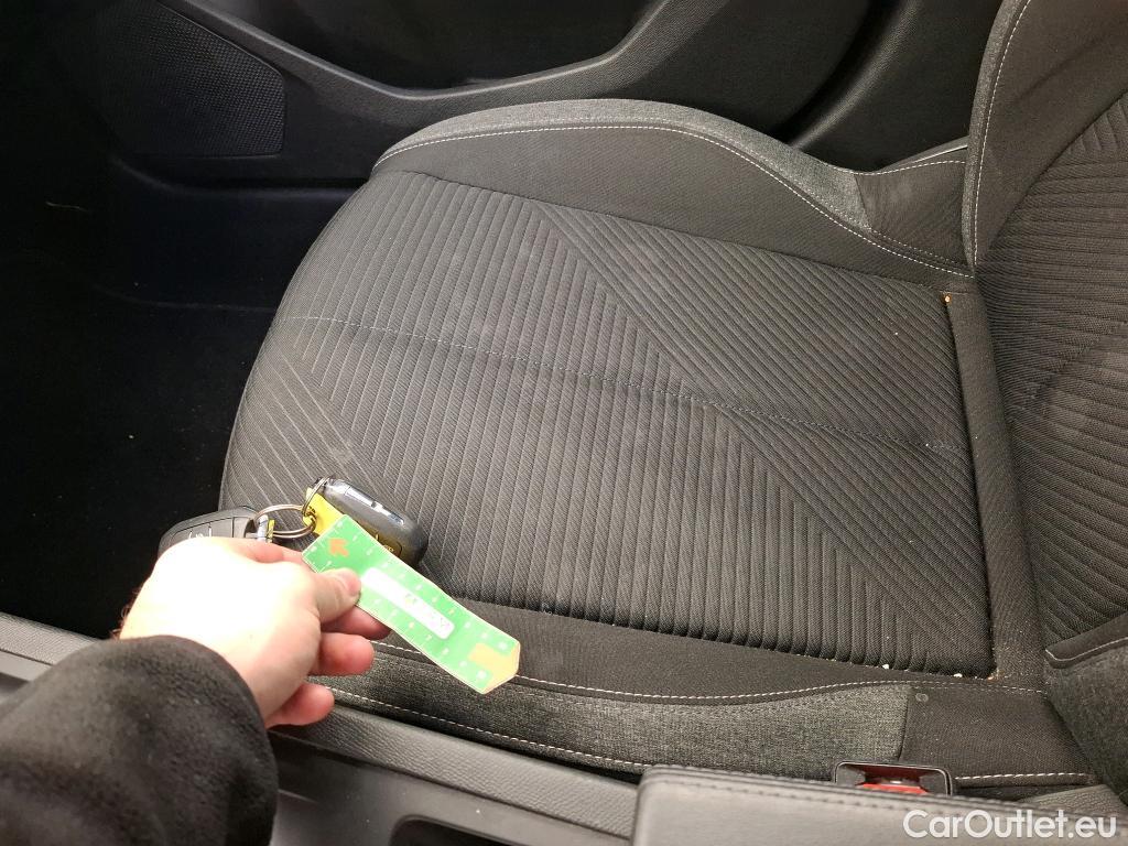  Peugeot  308  Active Pack 1.5 HDi 130CV BVA8 E6d #29