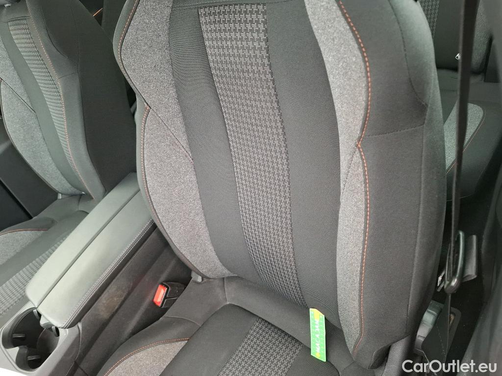  Peugeot  3008  Active Business 1.5 HDi 130CV BVA8 E6d #28