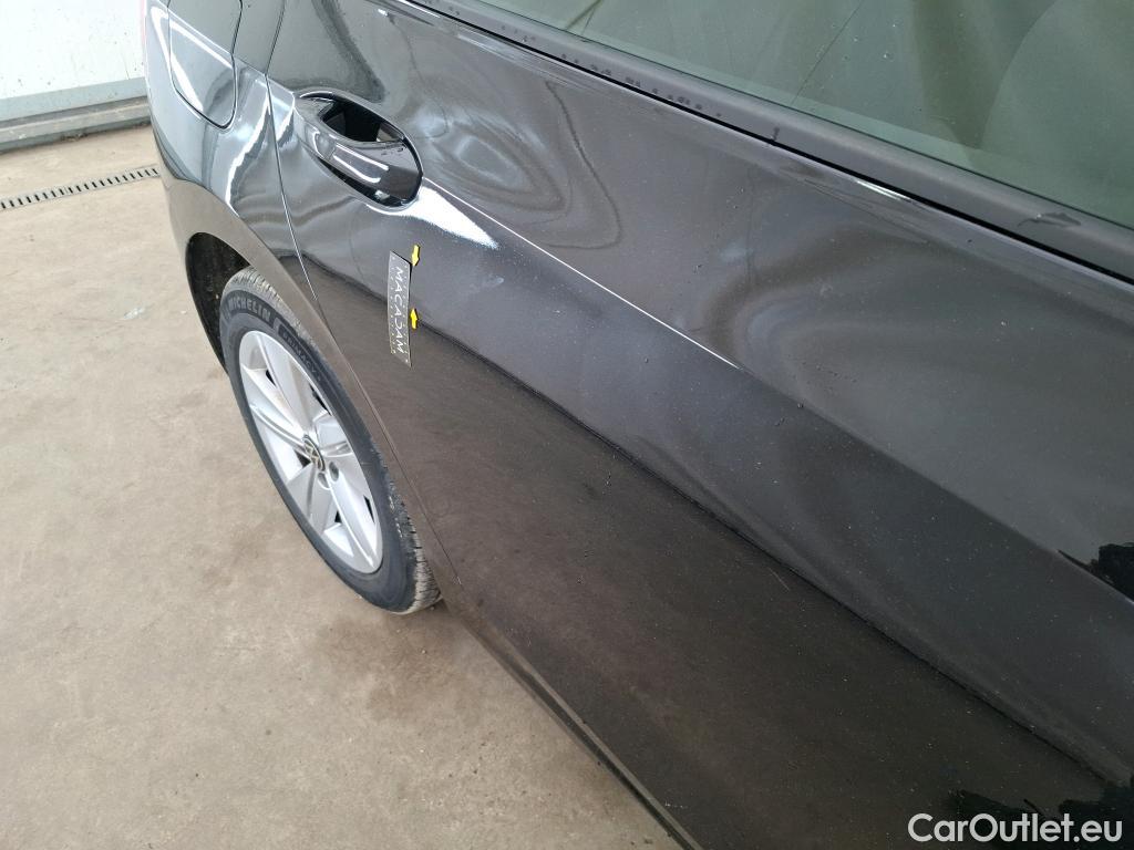  Volkswagen  Golf  VOLKSWAGEN / 2020 / 5P / Berline 1.0 eTSI OPF 110 DSG7 Life Business #19