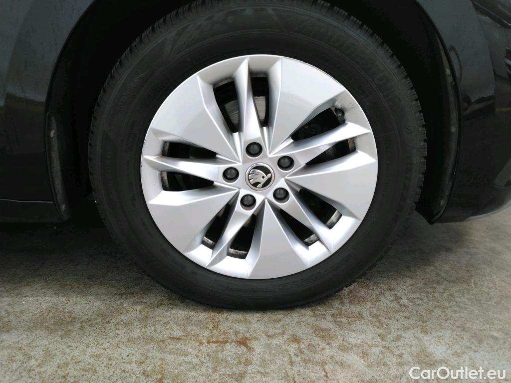  Skoda  Octavia  Break Business 2.0 TDI 150CV BVA7 E6d #30