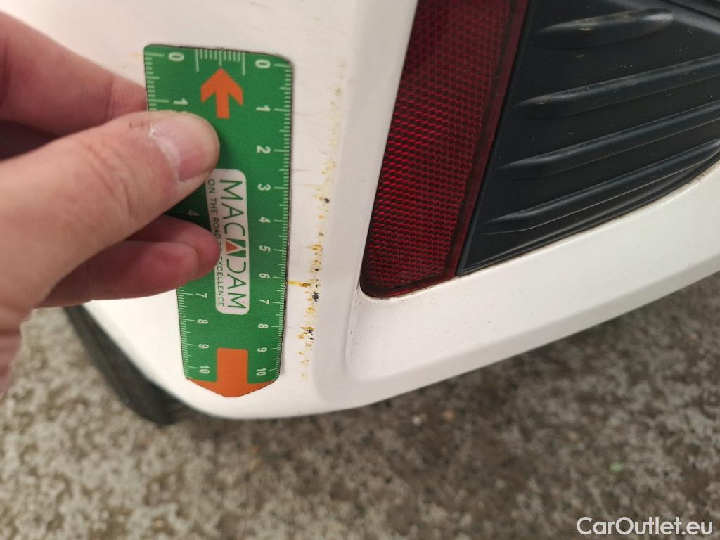  Toyota  Yaris TOYOTA  5p Berline 110 VVT-i France Business #5