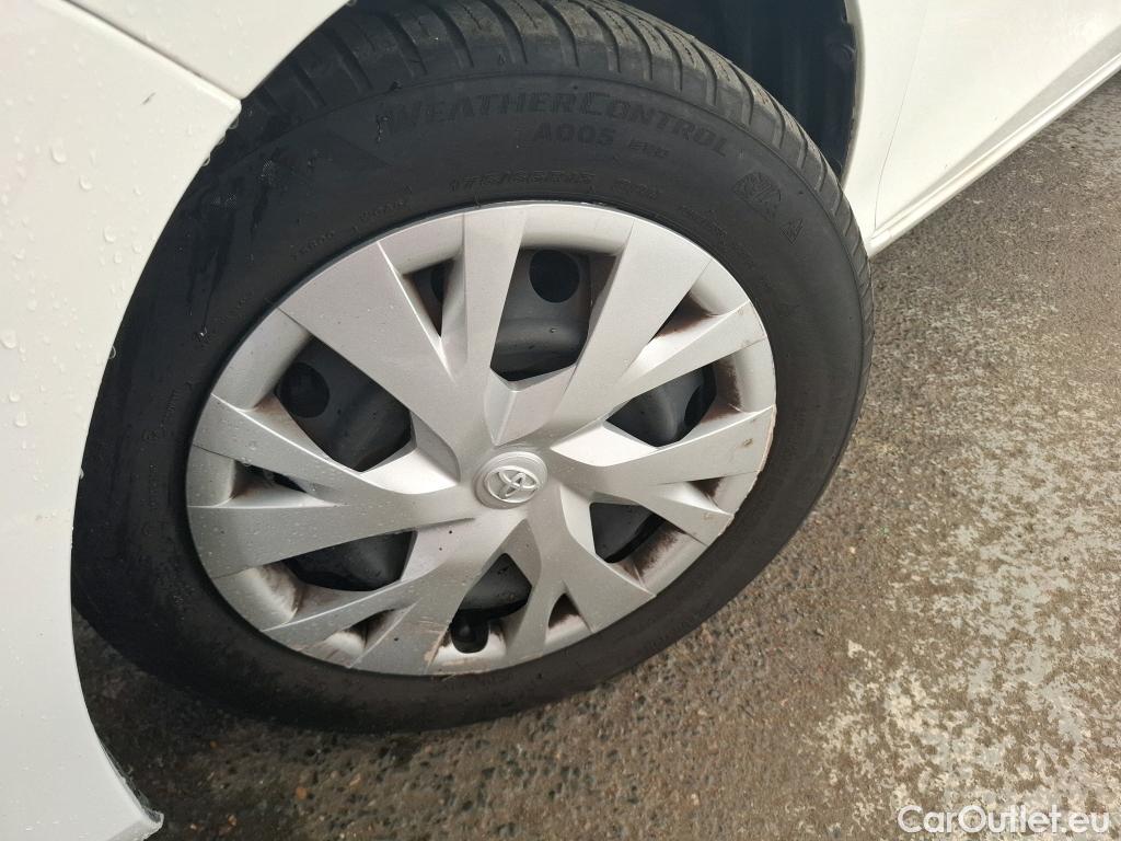  Toyota  Yaris TOYOTA  5p Berline 110 VVT-i France Business #22