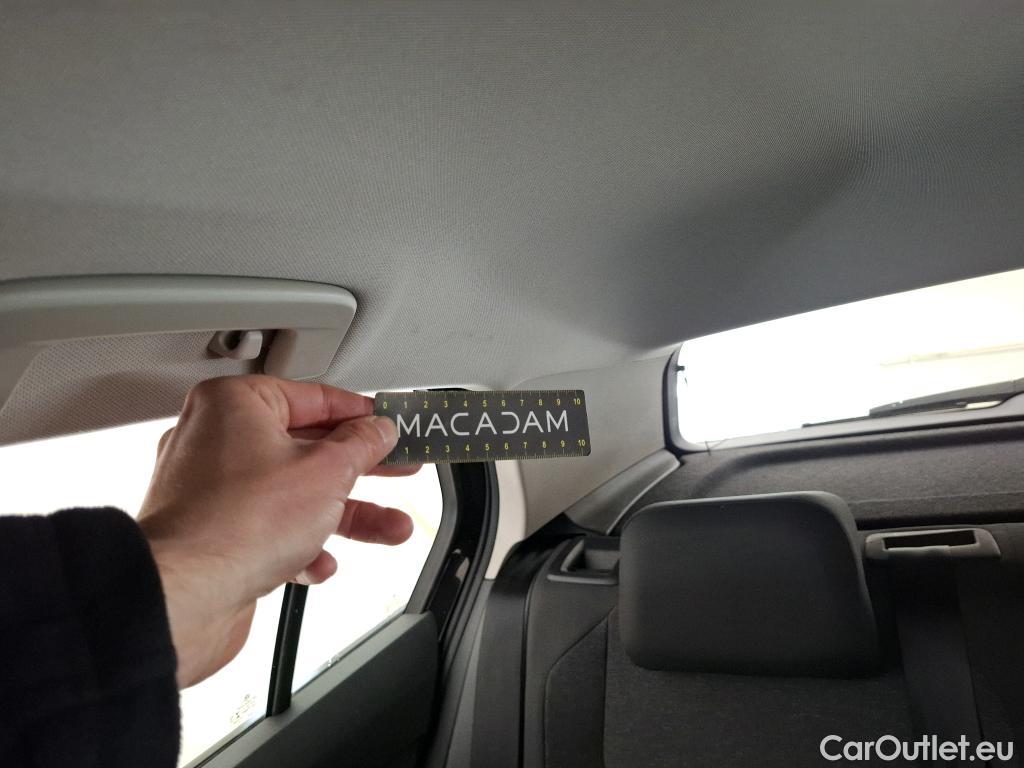  Volkswagen  Golf  VOLKSWAGEN / 2020 / 5P / Berline 1.0 eTSI OPF 110 DSG7 Life Business #26