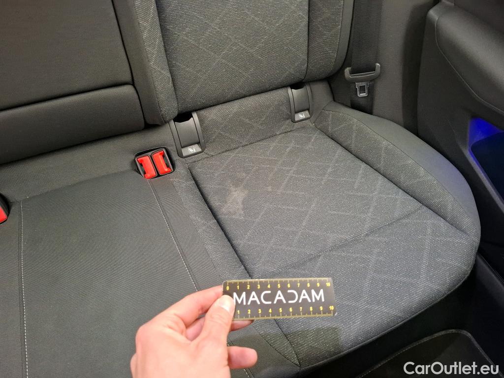  Volkswagen  Golf  VOLKSWAGEN / 2020 / 5P / Berline 1.0 eTSI OPF 110 DSG7 Life Business #24