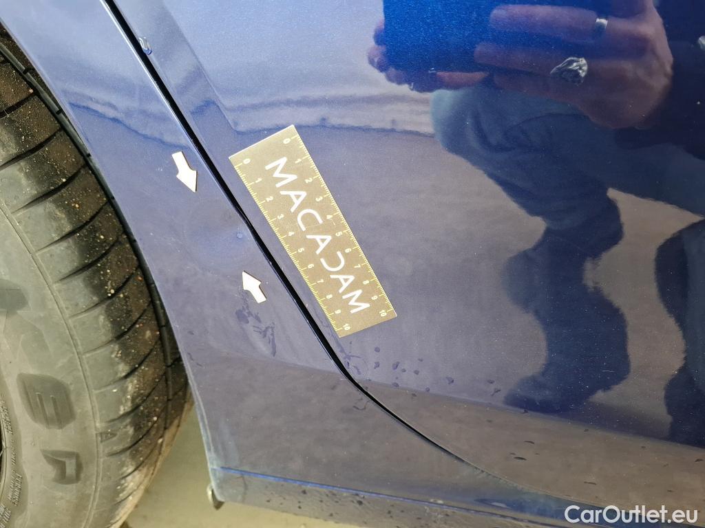  Volkswagen  Golf  VOLKSWAGEN / 2020 / 5P / Berline 2.0 TDI SCR 115 DSG7 Life Busi #3