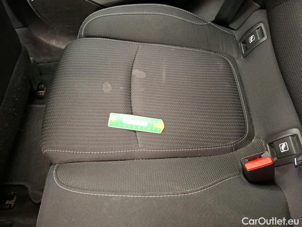  Renault  Megane  IV Berline 5pt. Business 1.5 dCi 115CV BVA7 E6d #25