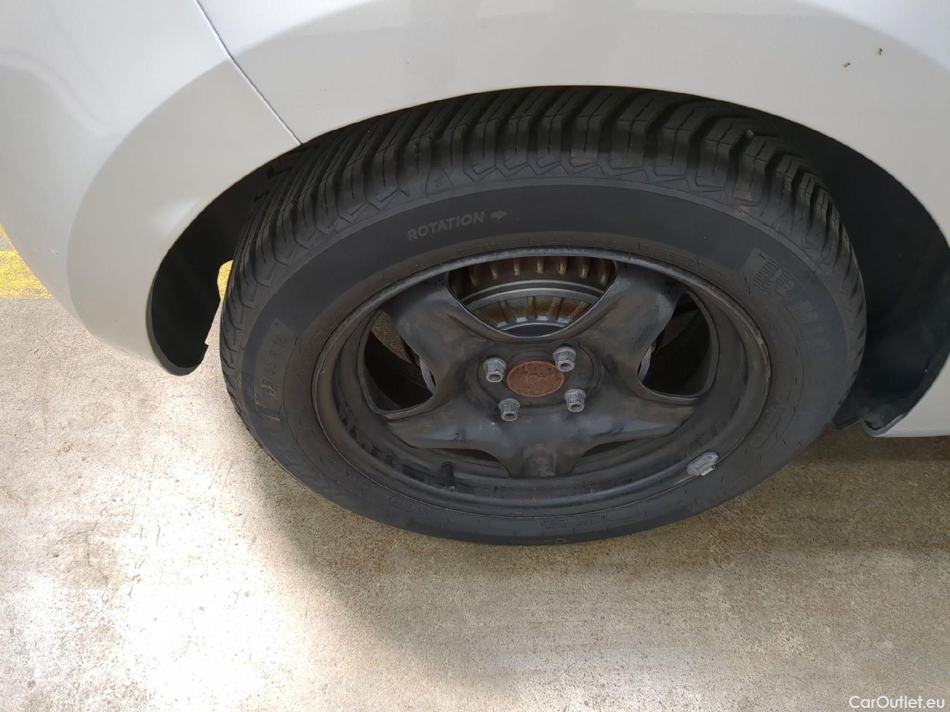  Renault  Clio  V Business 1.5 dCi 85CV BVM6 E6dT #3