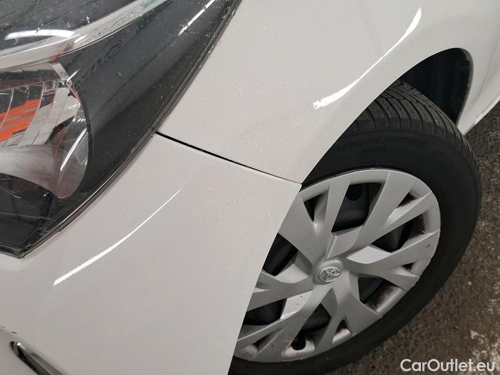  Toyota  Yaris TOYOTA  5p Berline 110 VVT-i France Business #12