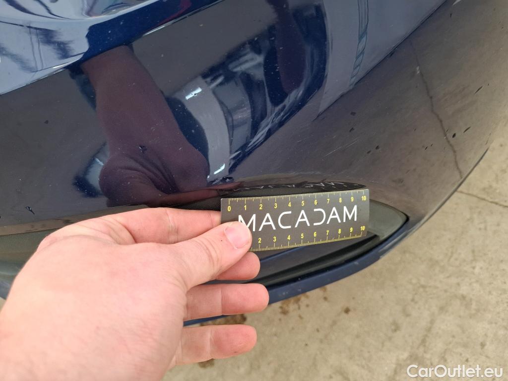  Volkswagen  Golf  VOLKSWAGEN / 2020 / 5P / Berline 2.0 TDI SCR 115 DSG7 Life Busi #10