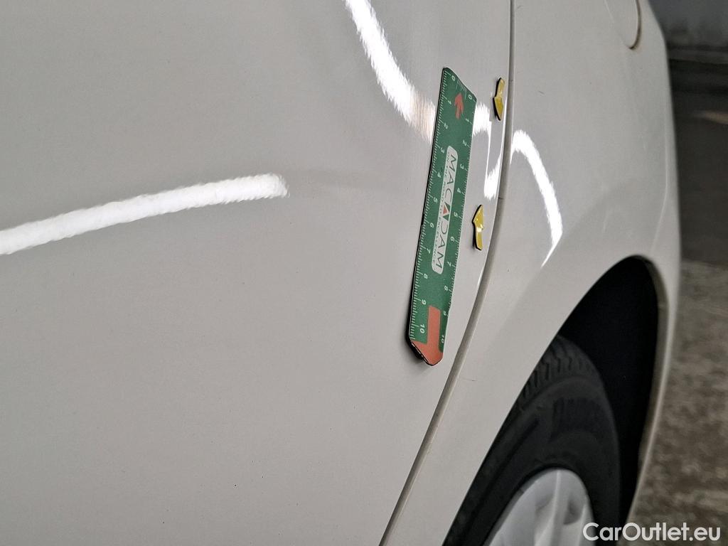  Toyota  Yaris TOYOTA  5p Berline 110 VVT-i France Business #19