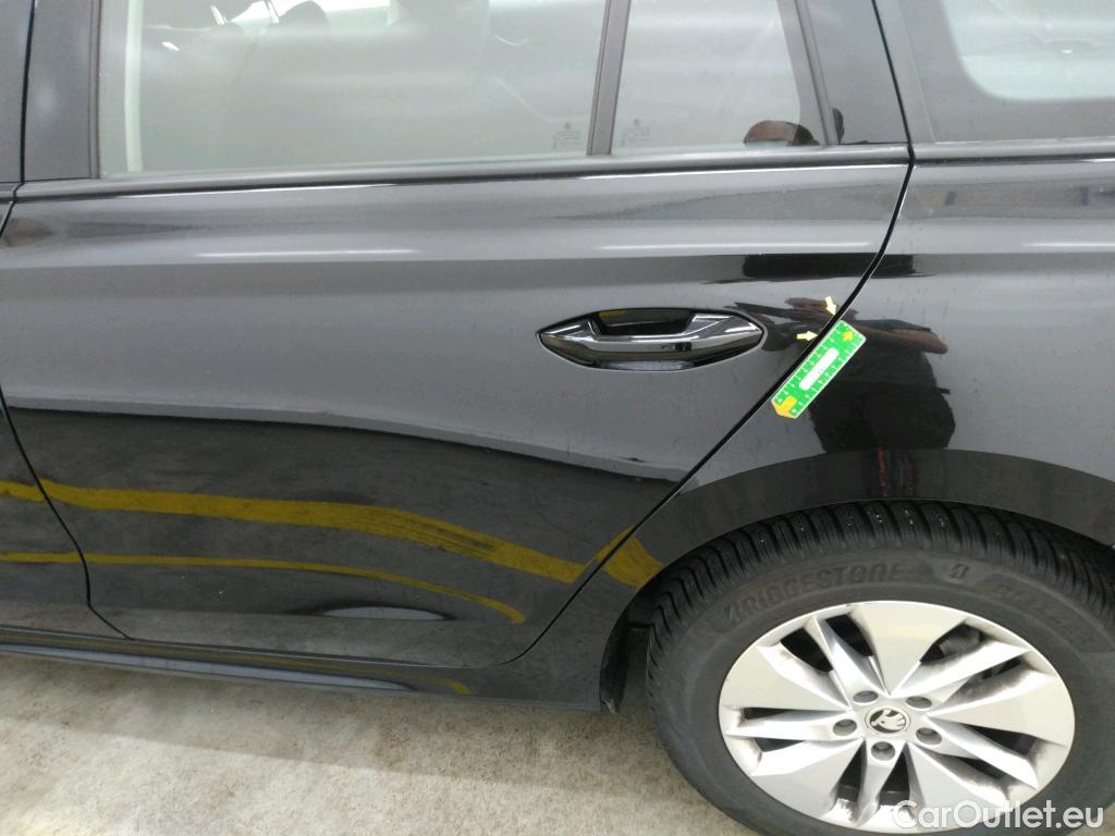  Skoda  Octavia  Break Business 2.0 TDI 150CV BVA7 E6d #40