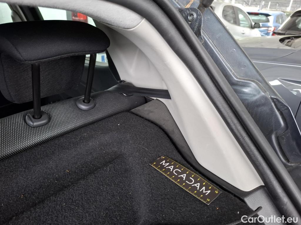  Renault  Clio  IV Business 1.5 dCi 90CV BVA6 E6 #10