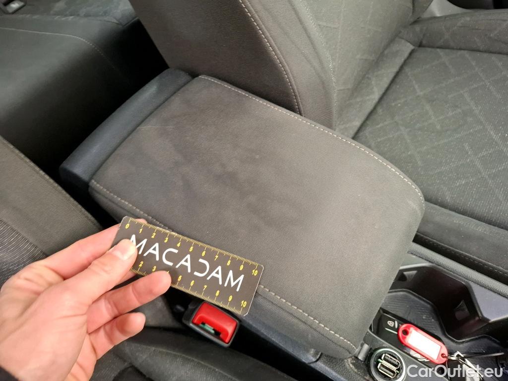  Volkswagen  Golf  VOLKSWAGEN / 2020 / 5P / Berline 1.0 eTSI OPF 110 DSG7 Life Business #22