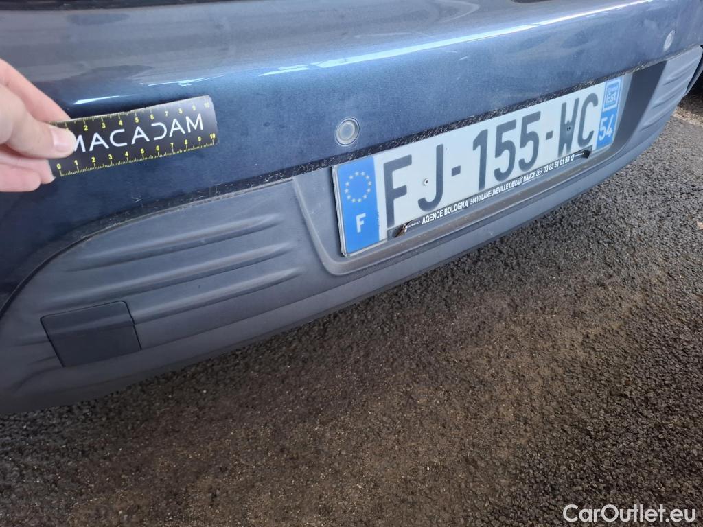  Renault  Clio  IV Business 1.5 dCi 90CV BVA6 E6 #24