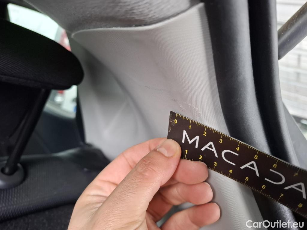  Renault  Clio  IV Business 1.5 dCi 90CV BVA6 E6 #9