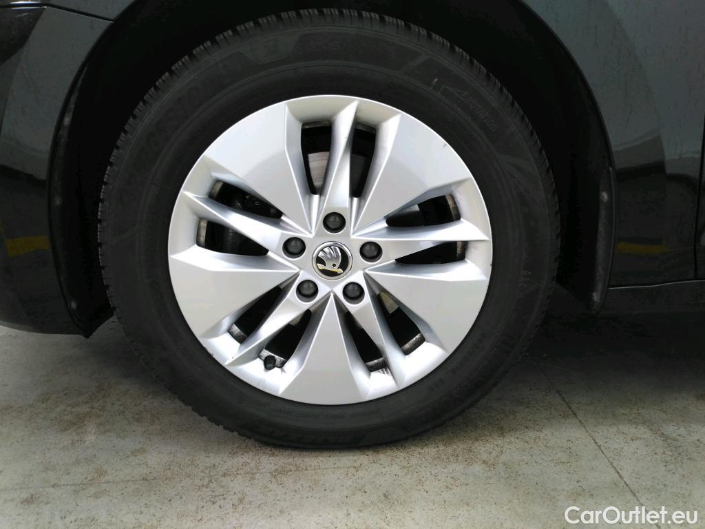  Skoda  Octavia  Break Business 2.0 TDI 150CV BVA7 E6d #36