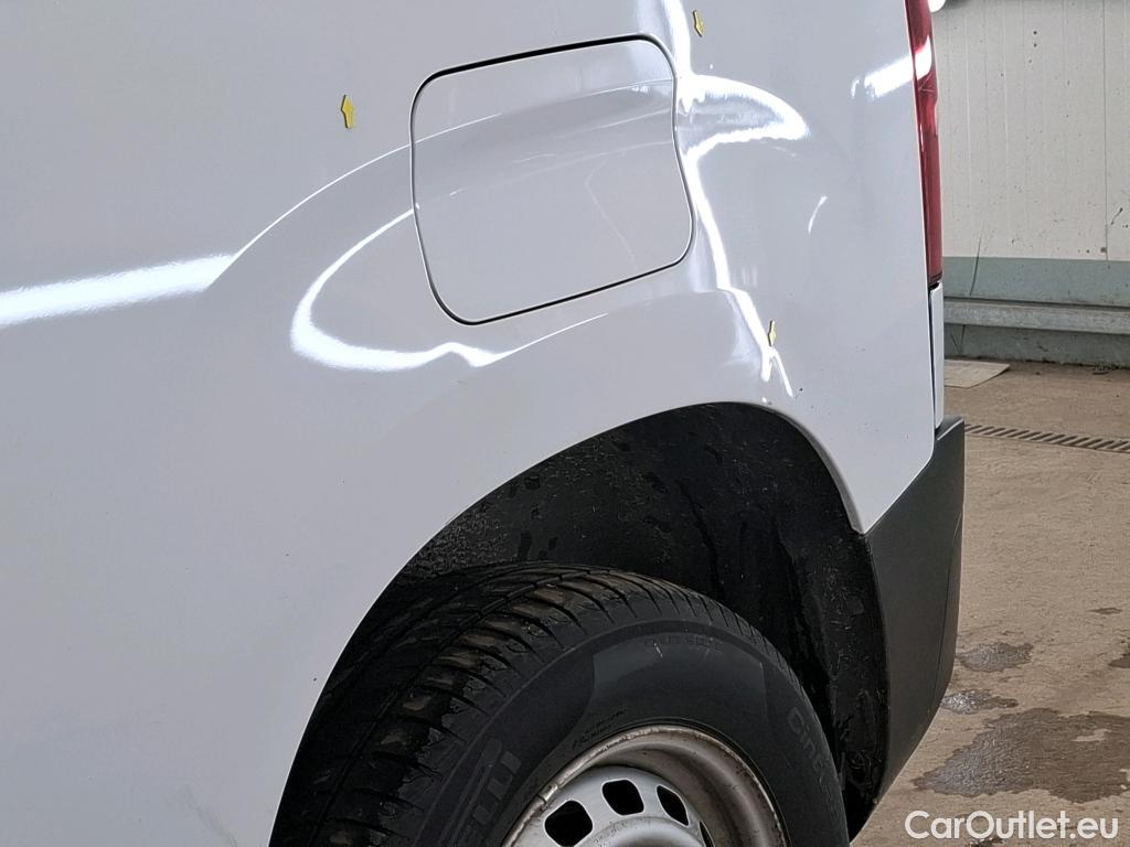  Citroen  Berlingo CITROEN  Van / 2018 / 4P / Fourgonnette Taille M 650kg PureTech 110 S&S BVM #5